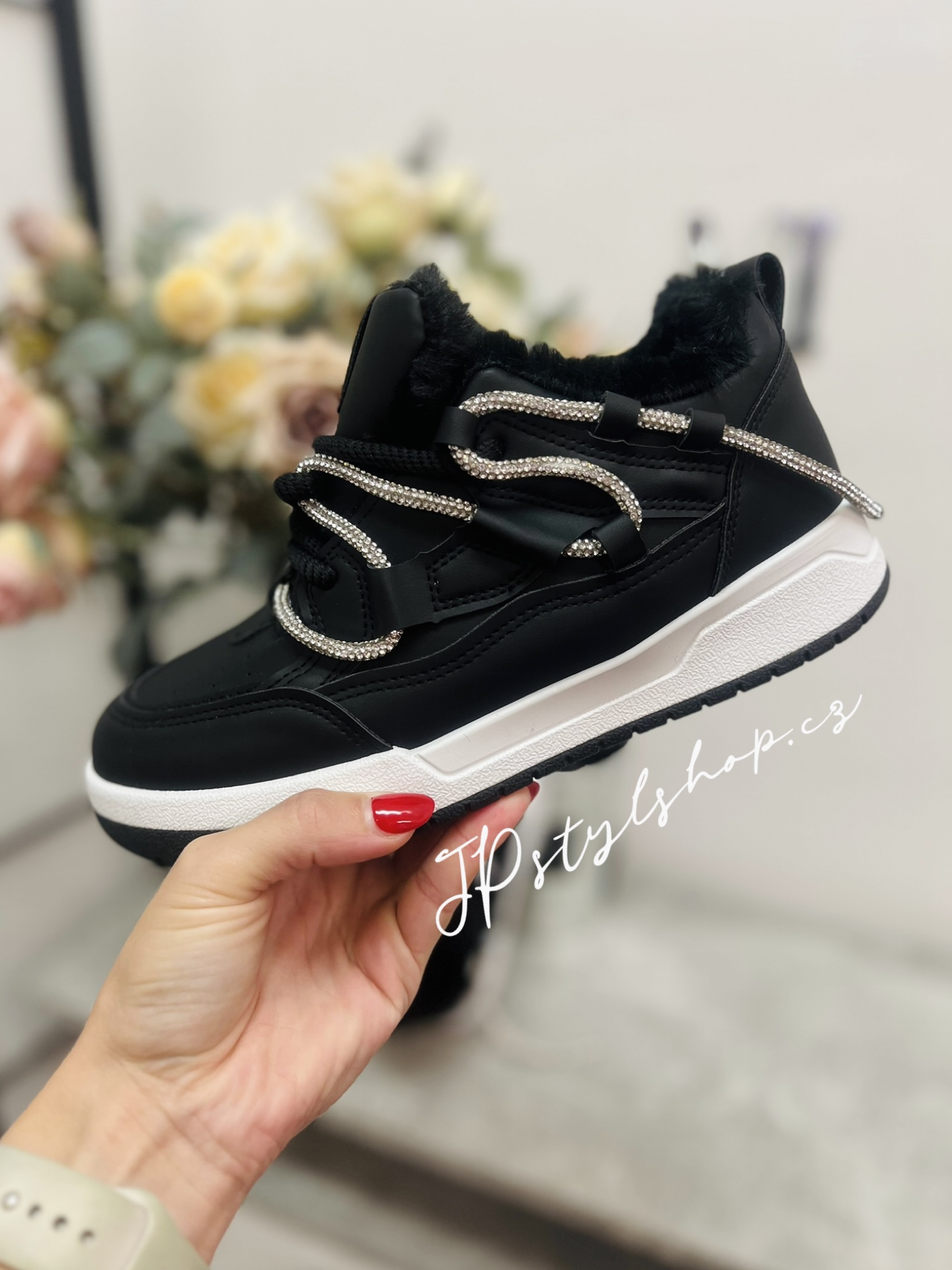 Zateplené botasky - černé