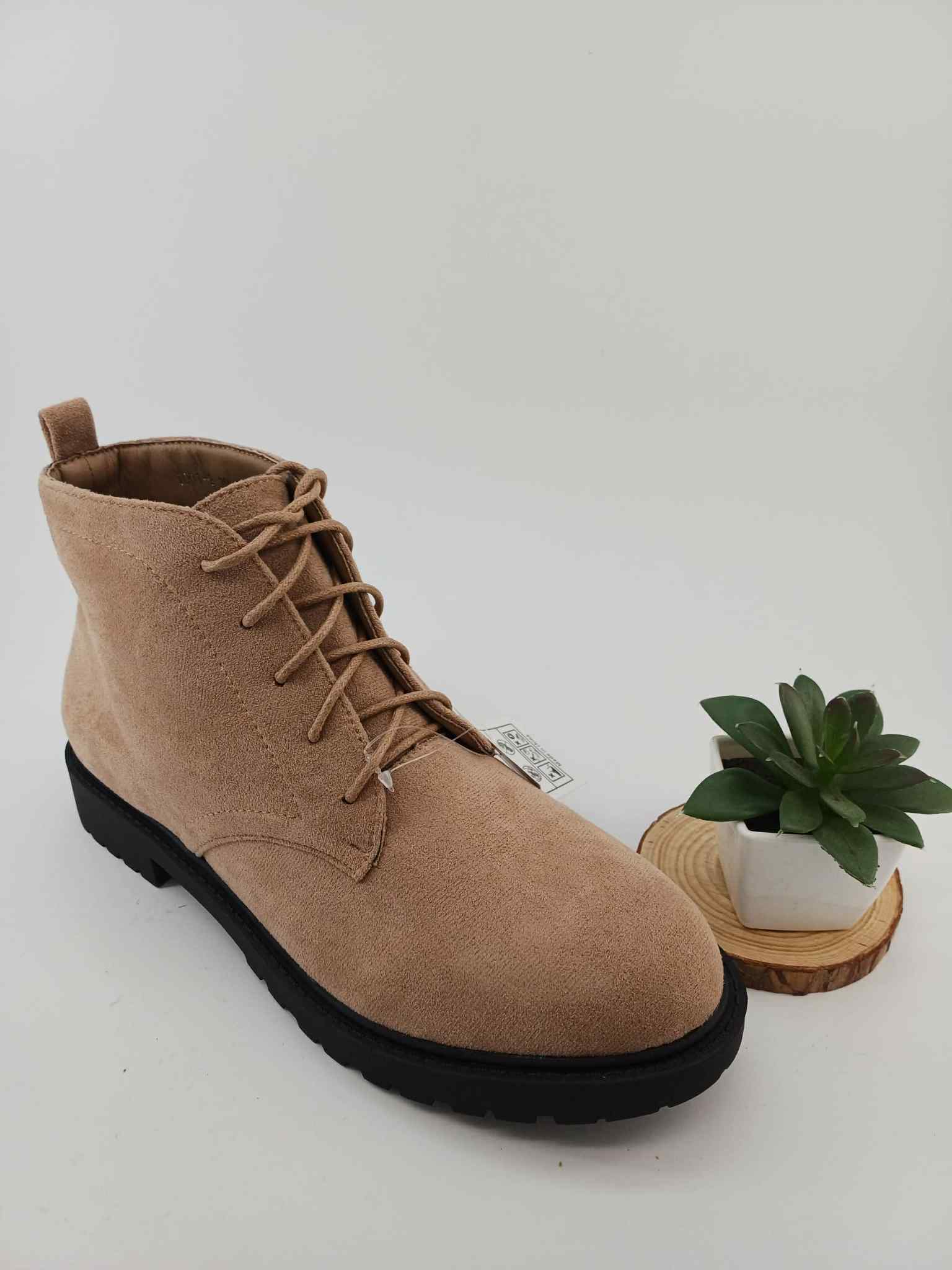 Zateplené semiškové boty