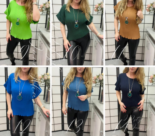 Halena se šperkem Cindy 