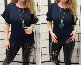 Halena se šperkem Cindy 