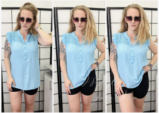 Lehká halenka - světle modrá