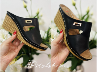 Sandálky na klínku